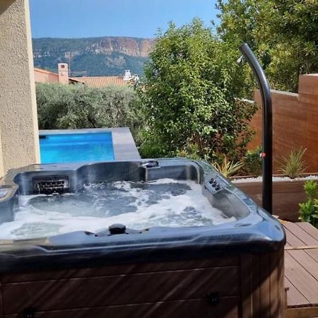 Reves De Vie, Appartement Vue Mer, Grande Piscine Privee , Spa Privatif Cassis Exteriér fotografie